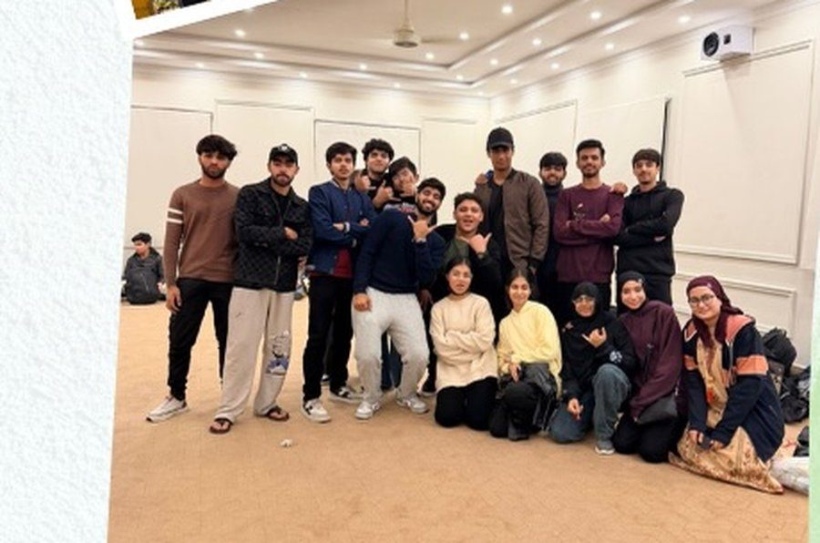 HPS senior students on the first-ever Murree school trip
